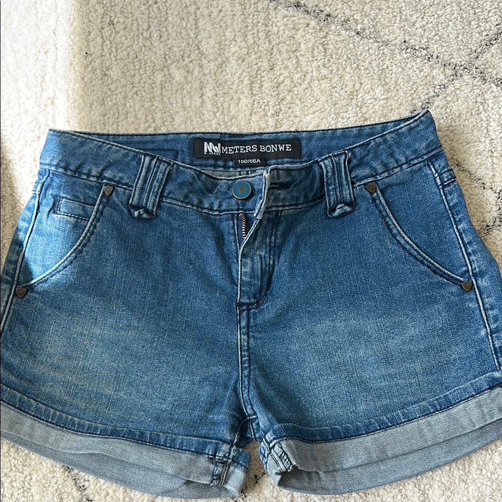 Blue Jean Shorts with Rolled Cuffs and Distressed Look